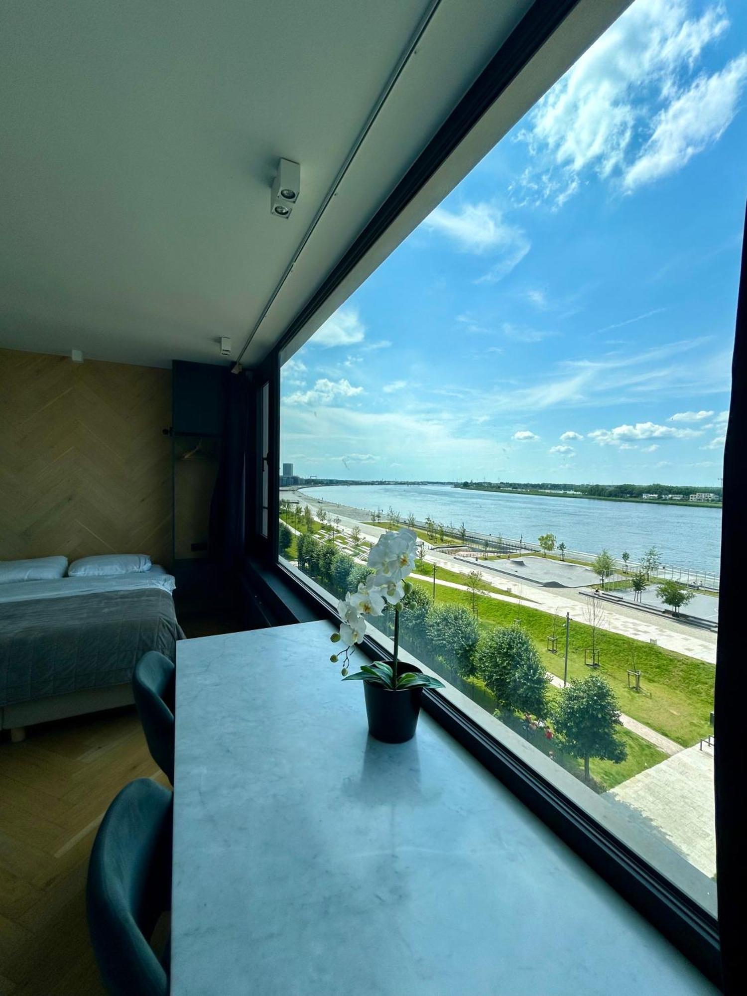 Kaai11 - Lofts & Suites With A View Antuérpia Exterior foto